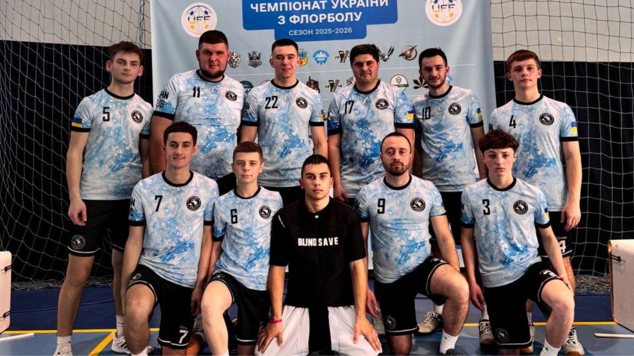 Старша команда Сольва Флорбол