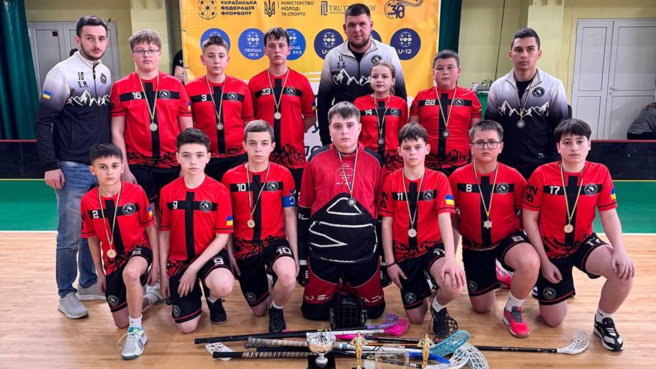 Срібні призери ЧУ з фдлорболу - Сольва