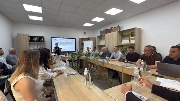 Від ідеї до інвестицій: у Хусті обговорили розвиток професійної освіти та нові можливості для громади2