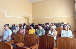 У Хустській міській раді говорили про «Кібергігієну. Правила безпеки та алгоритми реагування на кіберінциденти та кібератаки»2