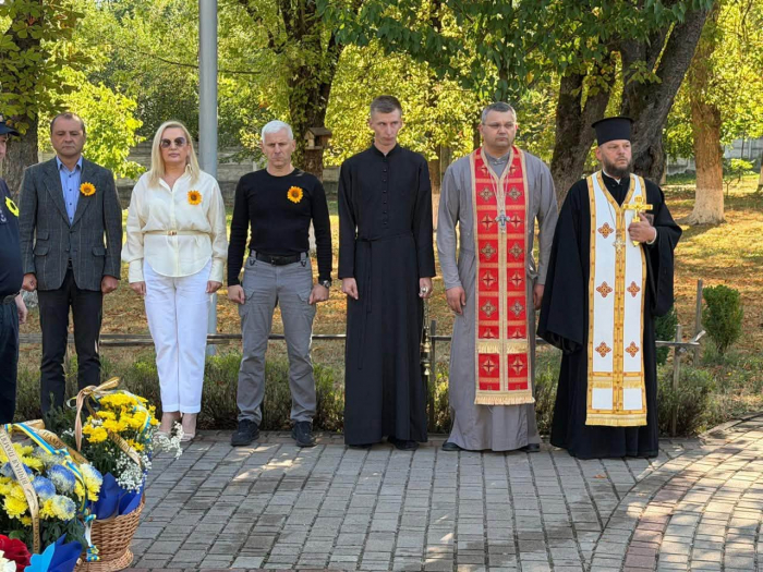 День пам'яті захисників України, які загинули в боротьбі за незалежність, суверенітет і територіальну цілісність України3