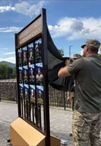 У Хустській громаді відкрили Алею Надії «Ми чекаємо на повернення кожного»1