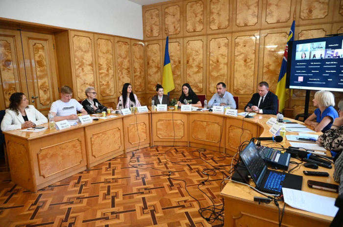 Від закону до практики: на Закарпатті обговорили розвиток наставництва для дітей і молоді0