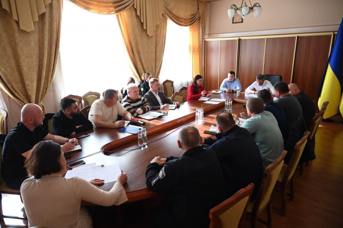 На Закарпатті обговорили готовність автомобільних доріг до осінньо-зимового періоду0