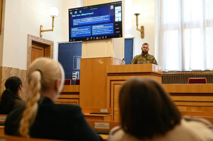 Понад 1600 держслужбовців та посадовців Закарпаття пройшли тренінг із кібергігієни2