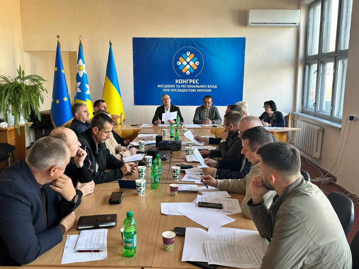 У Хустській РВА відбулася нарада з актуальних питань життєдіяльності району1