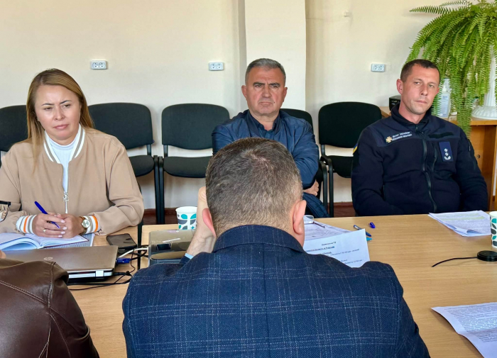 У Хустській РВА відбулася нарада з актуальних питань життєдіяльності району4