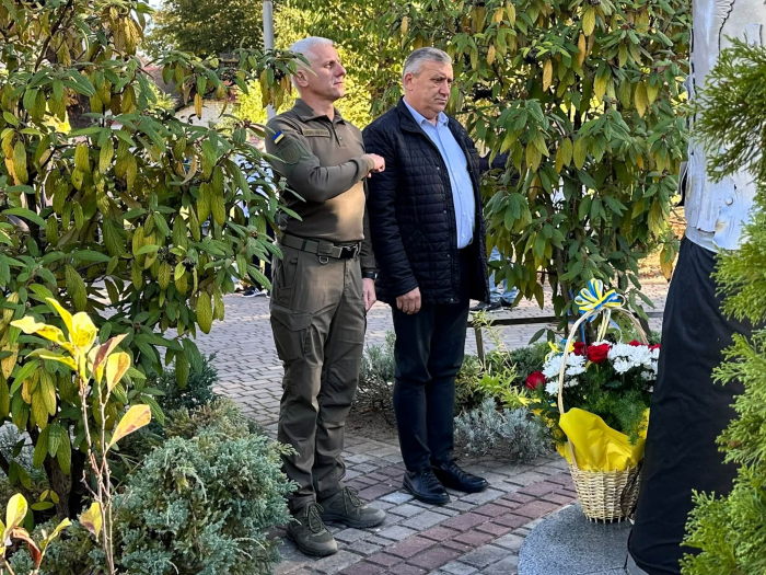 У Хустському районі вшанували захисників і захисниць України!3