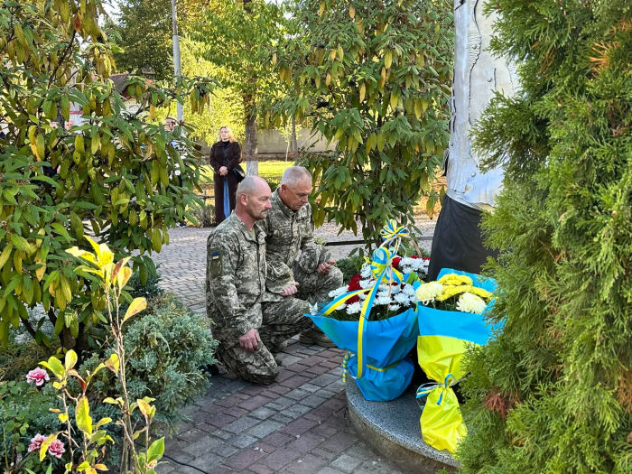 У Хустському районі вшанували захисників і захисниць України!4