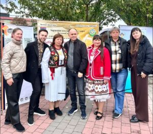 Відкриття благодійного ярмарку-фестивалю «Срібні джерела»1